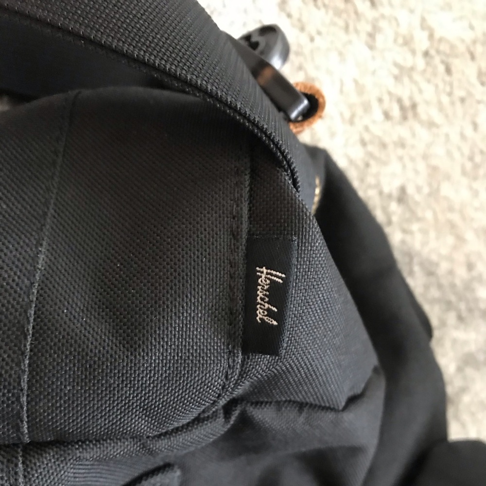 Hershel Gym / Weekender Bag